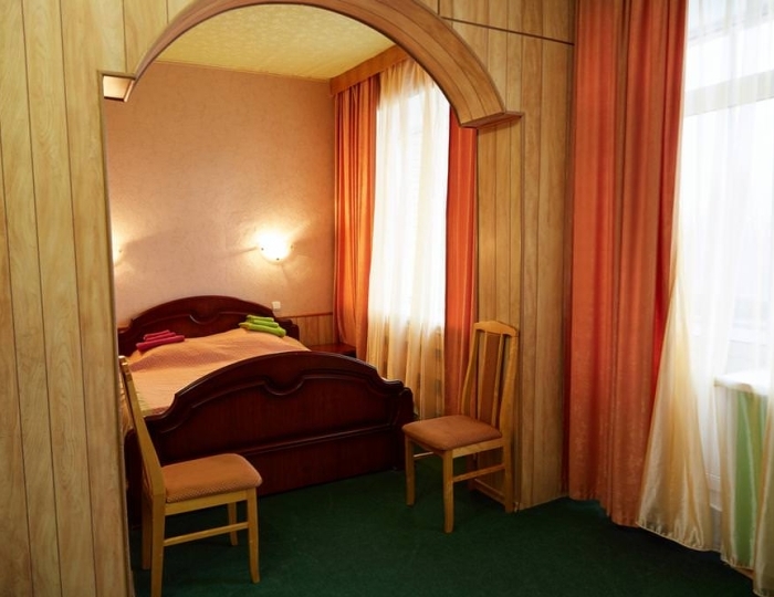 Номер комфорт с 1 двуспальной кроватью (с пансионом) - Санаторий «Углич» Алтыново
