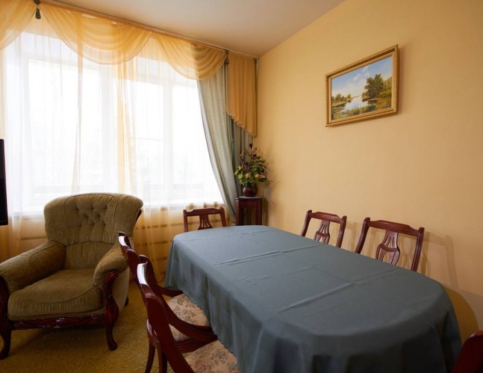Номер комфорт премиум с 2 односпальными кроватями (с пансионом) - Санаторий «Углич» Алтыново